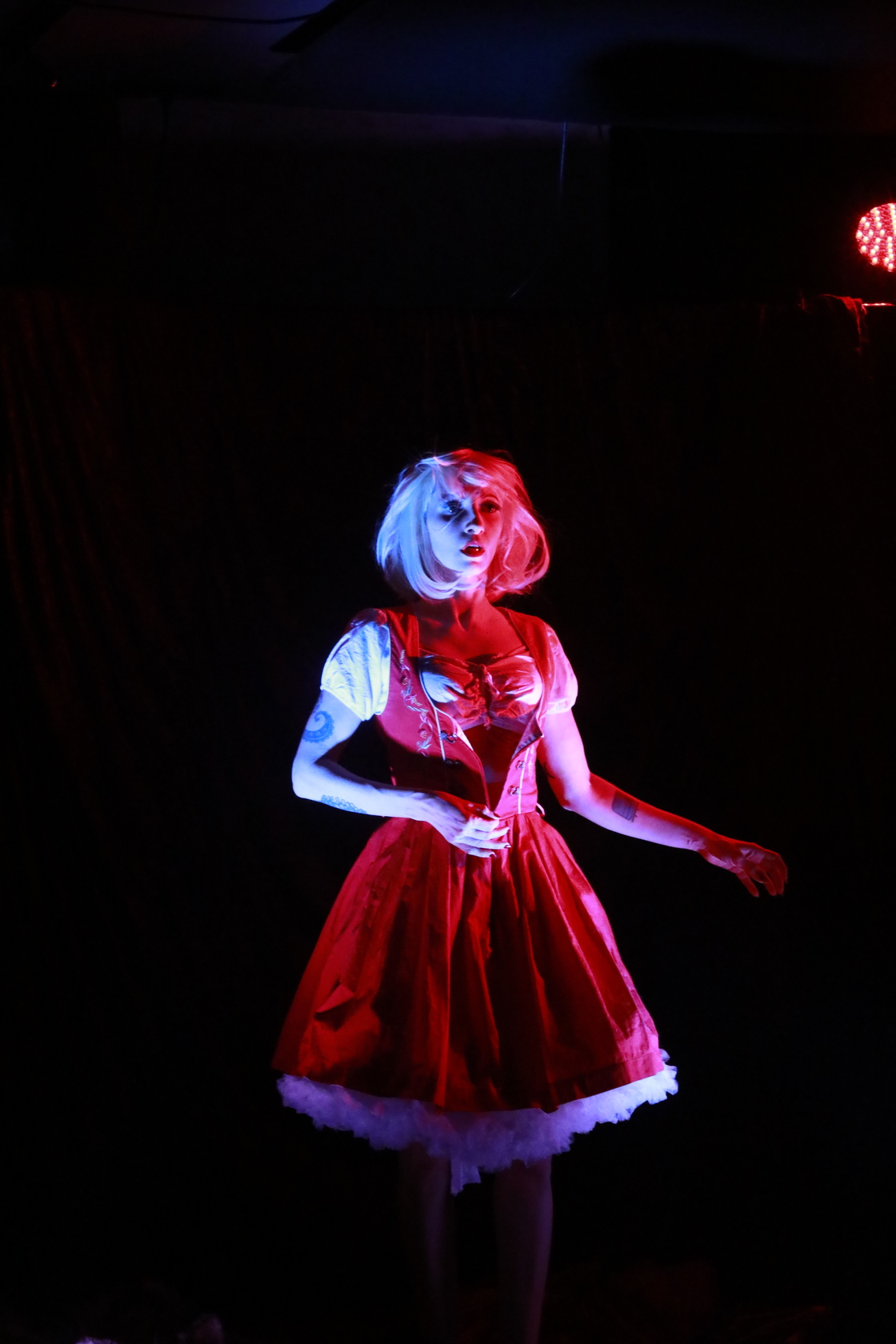 Rotkäppchen Burlesque Rotkäppchen Burlesque